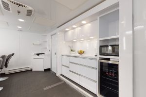 5MUWS-2-Wardrobe-Make-up-Kitchen