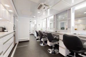 5MUWS-2-Wardrobe-Make-up-Make-Up
