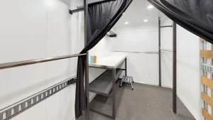 Wardrobe-Cube-Photo-1