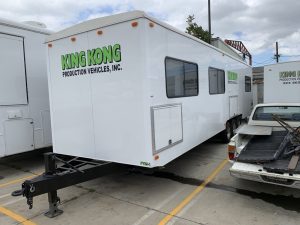 exterior-2-PT35–Double-Office-AD-Trailer-king-kong-production-vehicles