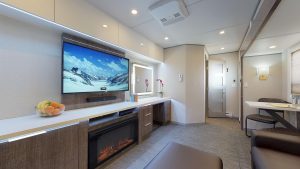 vogue-2-room-star-trailerVogue-S1-Lounge-2