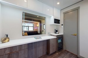 vogue-6-station-w-vip-lounge-5-Station-Makeup-and-Lounge-Lounge2-1