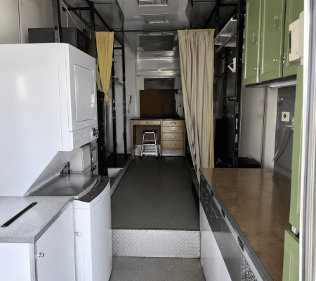 48 Ft Wardrobe Trailer 02 KKPS