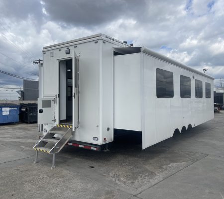 Snackbox-lunchbox-style-open-trailer-king-kong-production-vehicles-1