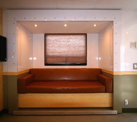 couch-Solar-Hybrid-Production-Trailer-evergreen-2-king-kong-production-vehicles