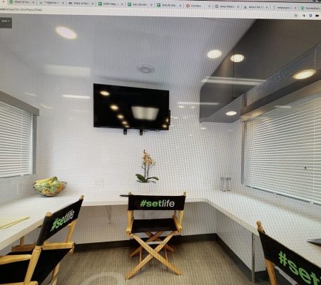 interior-3-PT35–Double-Office-AD-Trailer-king-kong-production-vehicles