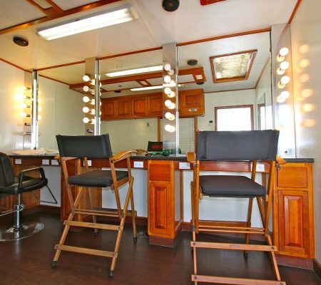 interior-Kong-Combo-3-makeup-Stations-king-kong-production-vehicles