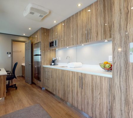 vogue-35-star-trailerV1RM-01-Vogue-Kitchen